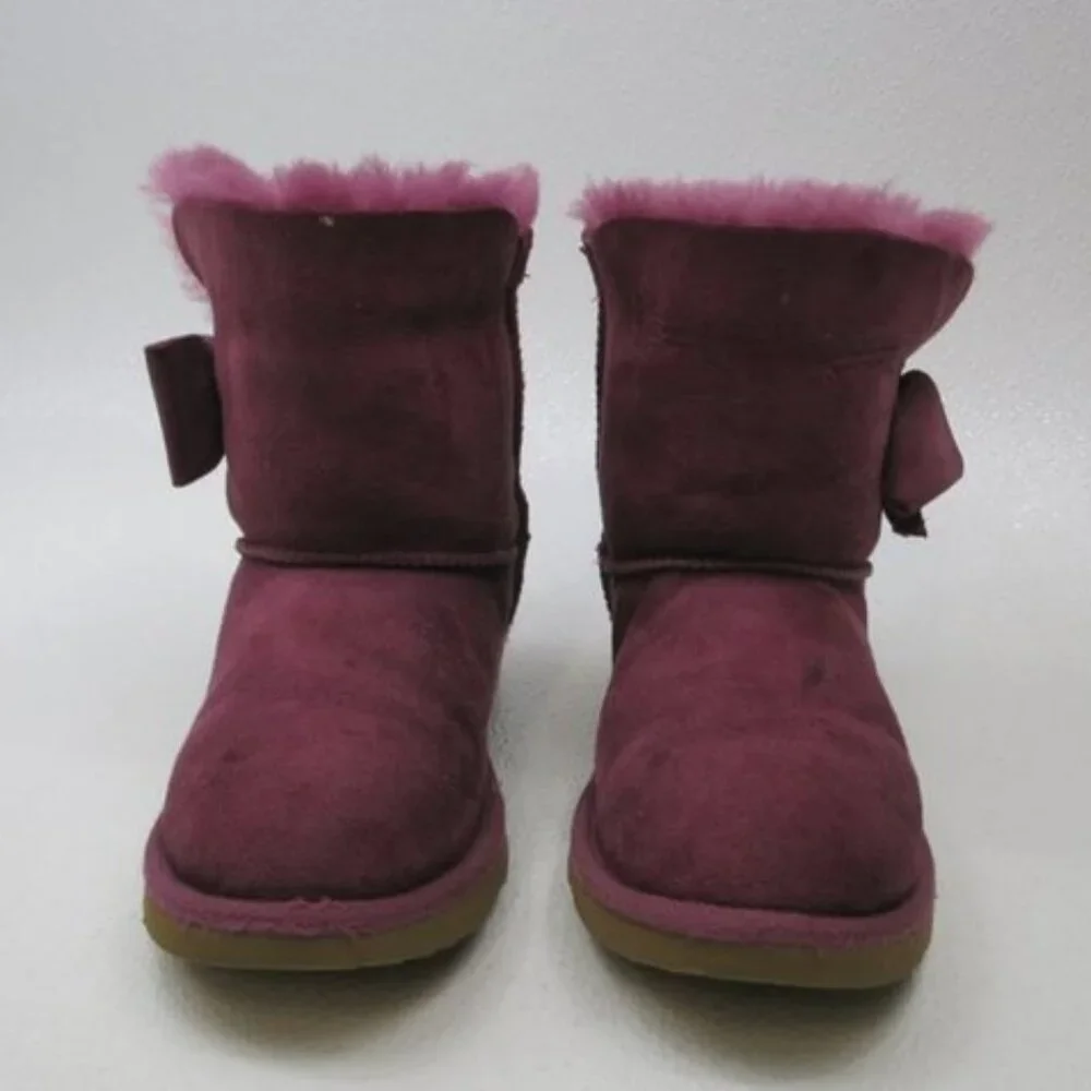 UGG AUSTRALIA Daelynn Bow Genuine Shearling Linned Kids Boots Footwear Sz 4